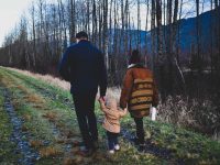 10月2日星期五宣布 学生和家庭获准前往加拿大